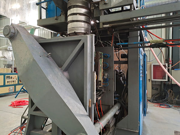 廠區(qū)設(shè)備